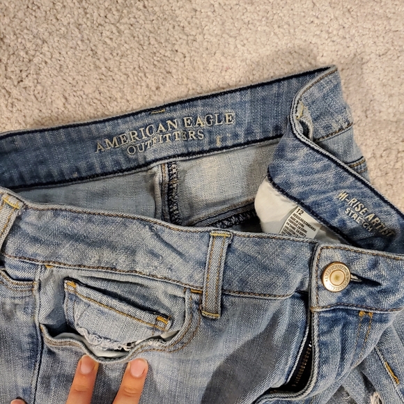 2/$30 Jeans - American Eagle Hi-Rise Artist Stretch (circa. Approx. 2013) - Picture 4 of 5